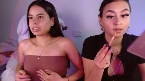 Snapshot of melani_bear chatting on June 2026 04:46:02 PM MELANI online show from June 2026 04:46:02 PM
