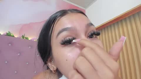 melanie__evans online show from May 2026 10:56:01 AM