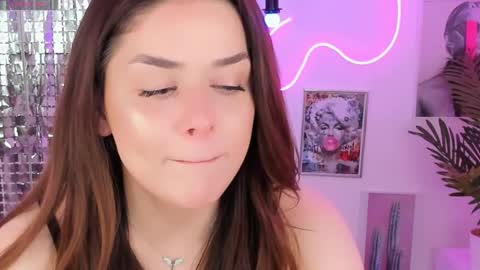 melanie__neal online show from May 2026 07:26:02 AM