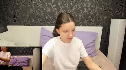 Snapshot of melanie_grant chatting on February 2026 10:44:02 AM Melanie online show from February 2026 10:44:02 AM