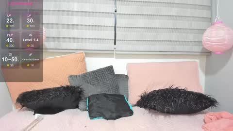 Melanie  online show from December 2024 10:15:02 AM