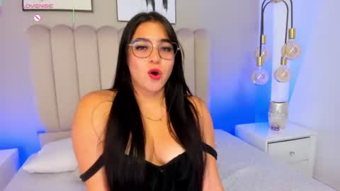 Melanie online show from July 2026 01:11:01 AM