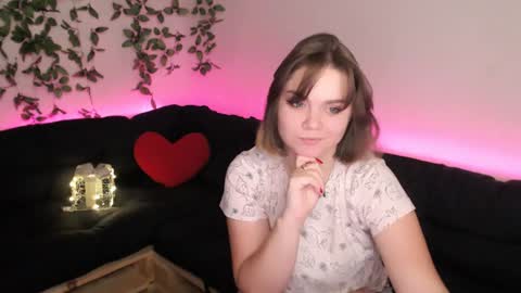 Snapshot of melanie_kissx chatting on December 2024 02:48:02 PM Melanie kissx online show from December 2024 02:48:02 PM