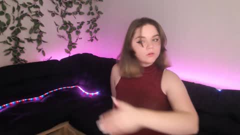 Snapshot of melanie_kissx chatting on February 2025 05:13:02 PM Melanie kissx online show from February 2025 05:13:02 PM