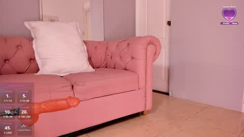 Snapshot of melanie_milleer chatting on December 2024 08:55:02 AM Melanie Miller online show from December 2024 08:55:02 AM