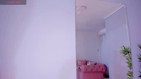 Snapshot of melanie_milleer chatting on March 2025 07:21:02 AM Melanie Miller online show from March 2025 07:21:02 AM