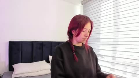 Melanie roux  online show from June 2026 12:29:01 PM