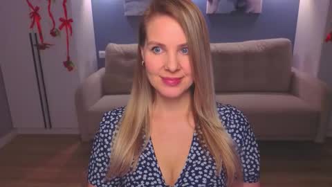 Snapshot of melaniebennett chatting on February 2026 08:25:02 AM Melanie Bennett online show from February 2026 08:25:02 AM