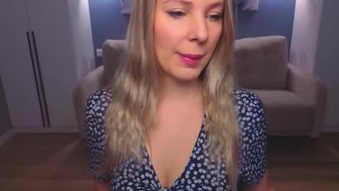 Snapshot of melaniebennett chatting on March 2026 06:18:02 AM Melanie Bennett online show from March 2026 06:18:02 AM