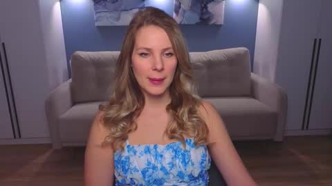 Snapshot of melaniebennett chatting on March 2026 05:55:01 AM Melanie Bennett online show from March 2026 05:55:01 AM