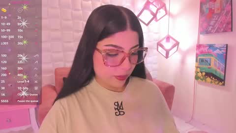 Snapshot of melaniegrayx chatting on September 2025 02:28:02 PM melaniegrayx online show from September 2025 02:28:02 PM
