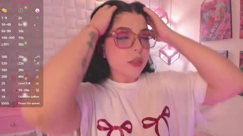 Snapshot of melaniegrayx chatting on September 2025 02:17:02 PM melaniegrayx online show from September 2025 02:17:02 PM
