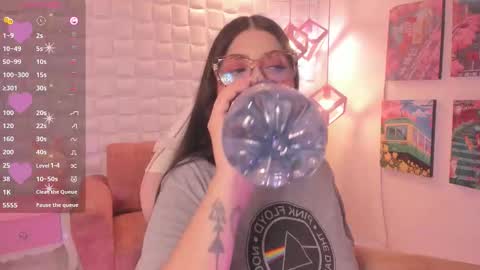 Snapshot of melaniegrayx chatting on February 2026 02:32:02 PM melaniegrayx online show from February 2026 02:32:02 PM