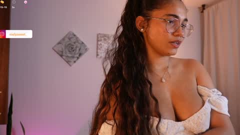Snapshot of melanieryann_ chatting on January 2025 06:38:01 AM Ig melysweet online show from January 2025 06:38:01 AM