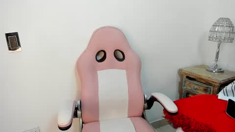 melaniie_foxx online show from July 2026 03:12:02 AM