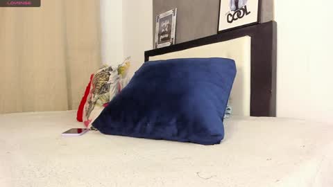 melaniie_roussel online show from January 2025 03:44:01 AM