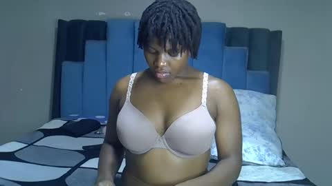 Moon online show from May 2026 09:49:02 PM