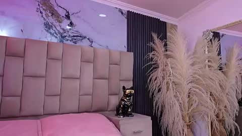 MelanyLuv online show from May 2026 11:10:02 PM