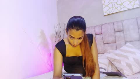 Melany online show from June 2026 12:18:02 PM