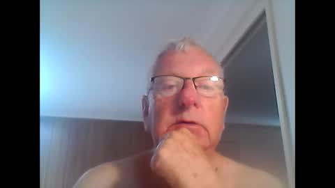 melbourne000 online show from February 2025 11:37:01 PM