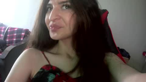 melena_caramel online show from June 2026 03:08:01 AM