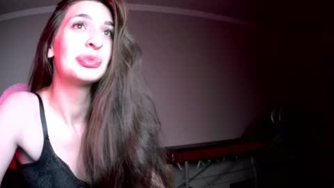 melena_caramel online show from June 2026 07:30:02 PM