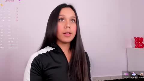 Snapshot of meli_mell chatting on February 2026 12:46:01 PM Meli online show from February 2026 12:46:01 PM