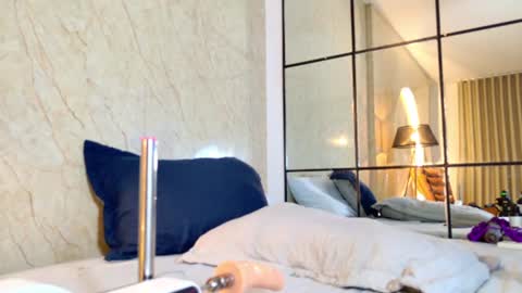 Meliissa online show from June 2026 02:24:02 AM