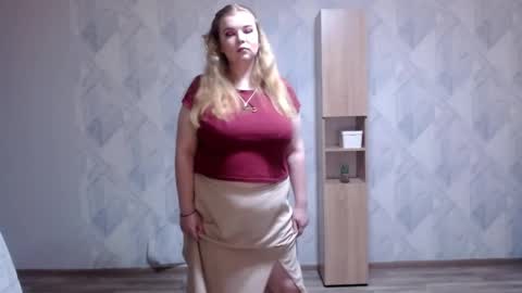 Melina online show from May 2026 08:38:02 PM