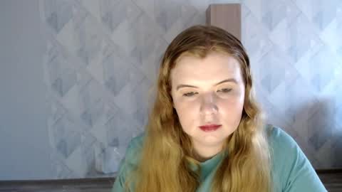 Snapshot of melina_beauty chatting on June 2026 01:55:02 AM Melina online show from June 2026 01:55:02 AM