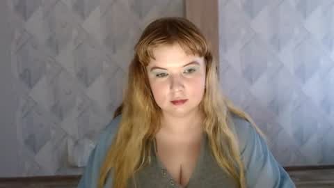 Snapshot of melina_beauty chatting on August 2026 01:48:01 AM Melina online show from August 2026 01:48:01 AM