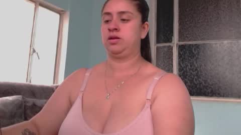 Melinda online show from February 2026 02:43:02 PM