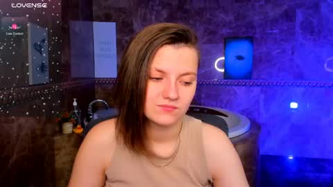 Melinda online show from May 2026 01:11:02 AM