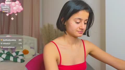 Snapshot of melisa_vong chatting on December 2024 12:38:01 PM Victoria online show from December 2024 12:38:01 PM