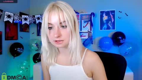Snapshot of melisa_white1 chatting on October 2025 08:15:02 PM Melisa online show from October 2025 08:15:02 PM