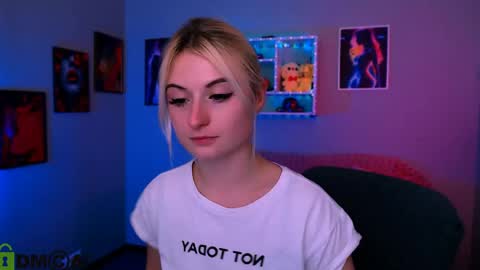 Snapshot of melisa_white1 chatting on May 2026 07:19:02 PM Melisa online show from May 2026 07:19:02 PM