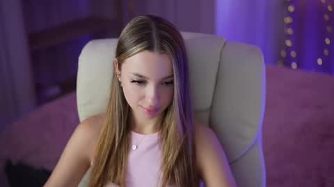 Melisa Ross online show from September 2025 06:37:02 AM