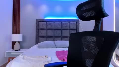 Melissa  Everyday From 1430 to 2130 Col Time online show from September 2025 08:23:02 PM