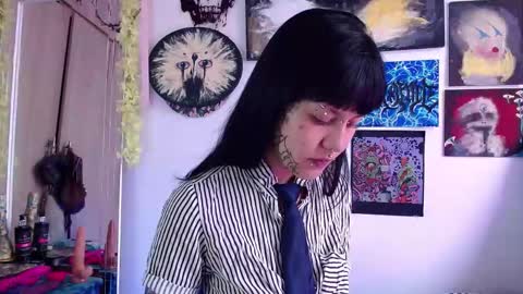 Melisa Velvet     online show from April 2026 06:01:02 PM