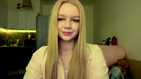 Snapshot of meliss_ss chatting on June 2026 08:33:01 PM Mel or Lissa 3 Welcome here online show from June 2026 08:33:01 PM