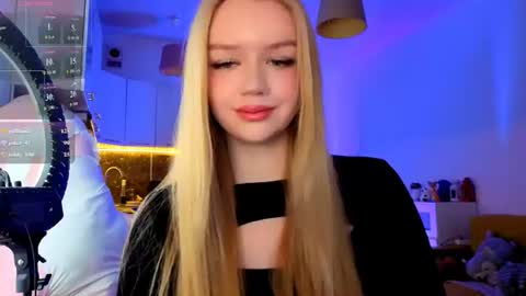 Snapshot of meliss_ss chatting on July 2026 03:13:01 AM Mel or Lissa 3 Welcome here online show from July 2026 03:13:01 AM