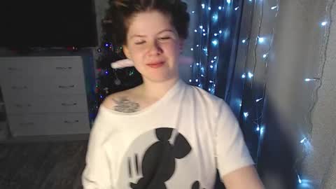 Melissa  Ray online show from December 2024 10:34:02 PM