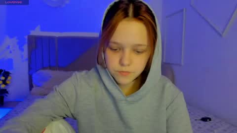 Snapshot of melissa_me0w chatting on April 2026 11:33:02 PM Melissa online show from April 2026 11:33:02 PM
