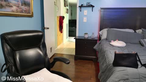 Snapshot of melissacumms chatting on September 2025 02:30:02 PM Mistress Missy online show from September 2025 02:30:02 PM