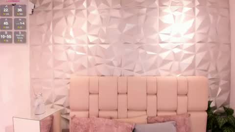  Mell online show from April 2026 11:49:02 AM