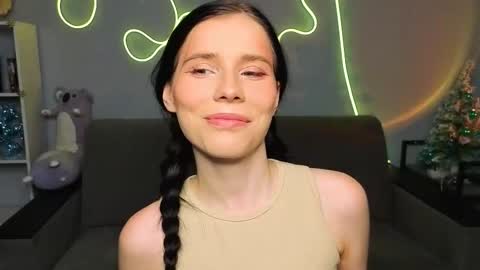 mellhyees online show from January 2026 05:27:02 PM