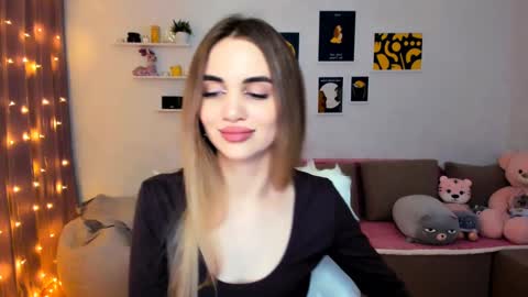 Snapshot of mellifluoustess chatting on December 2024 02:01:02 AM Tessa online show from December 2024 02:01:02 AM