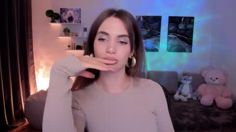 Snapshot of mellifluoustess chatting on September 2025 10:00:02 PM Tessa online show from September 2025 10:00:02 PM