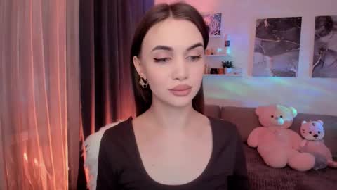 Tessa online show from February 2026 03:13:01 AM