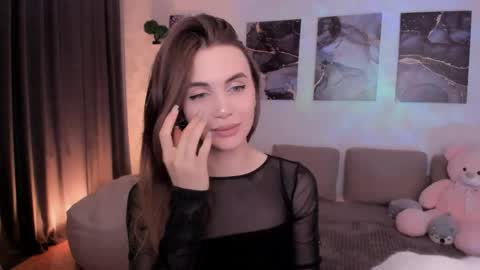 Tessa online show from May 2026 03:22:01 AM